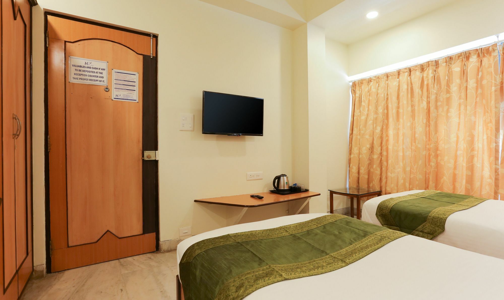Itsy Hotels Hill View Ex プネ エクステリア 写真