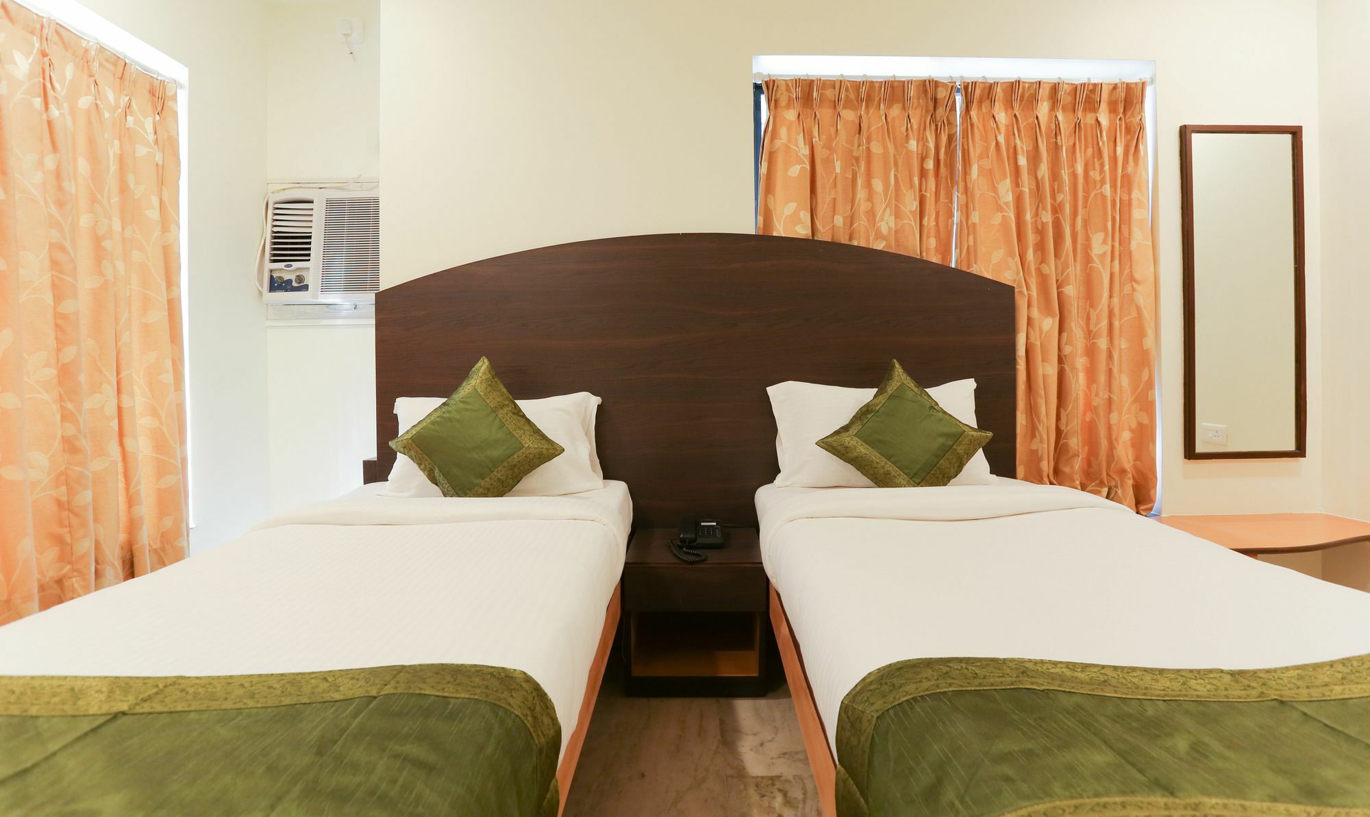 Itsy Hotels Hill View Ex プネ エクステリア 写真