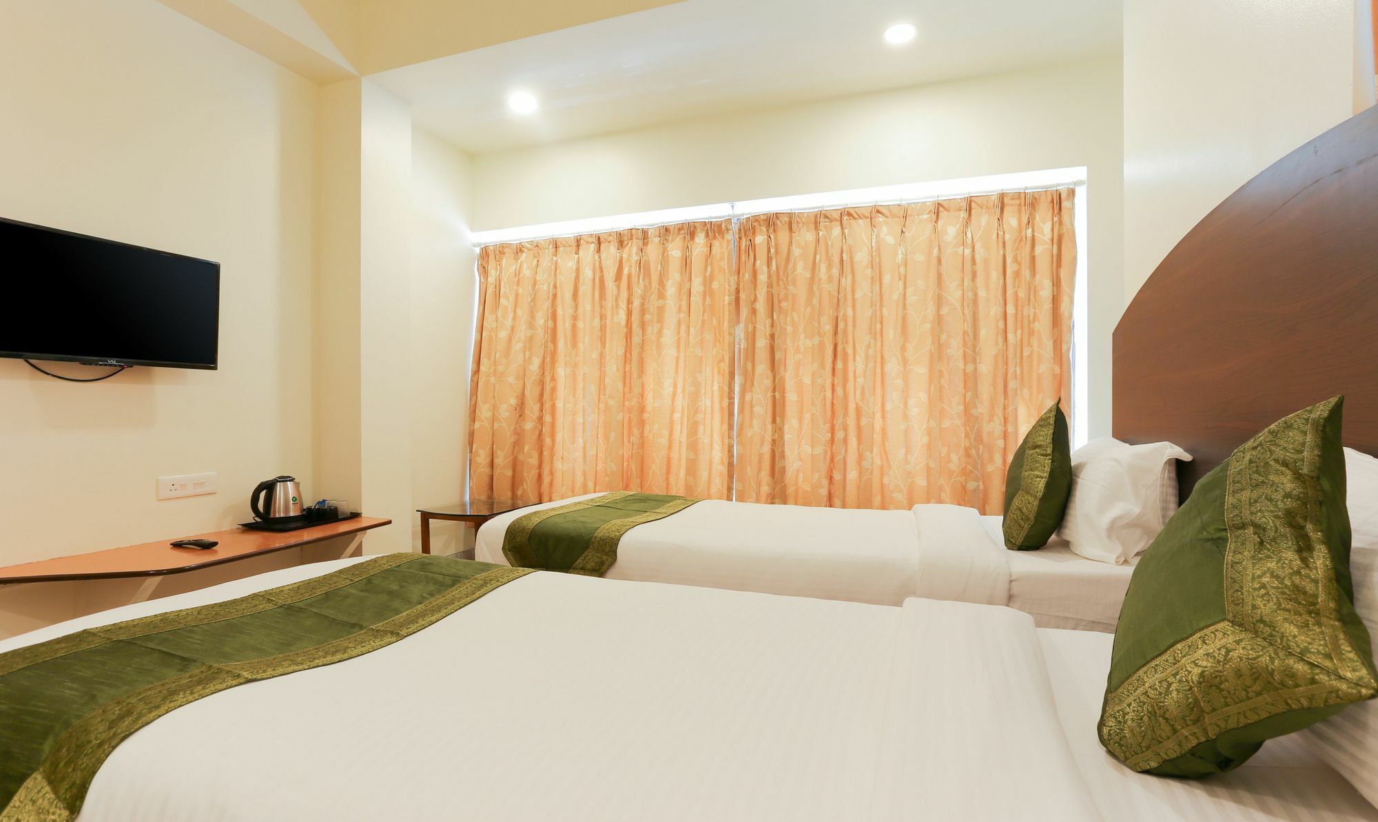 Itsy Hotels Hill View Ex プネ エクステリア 写真