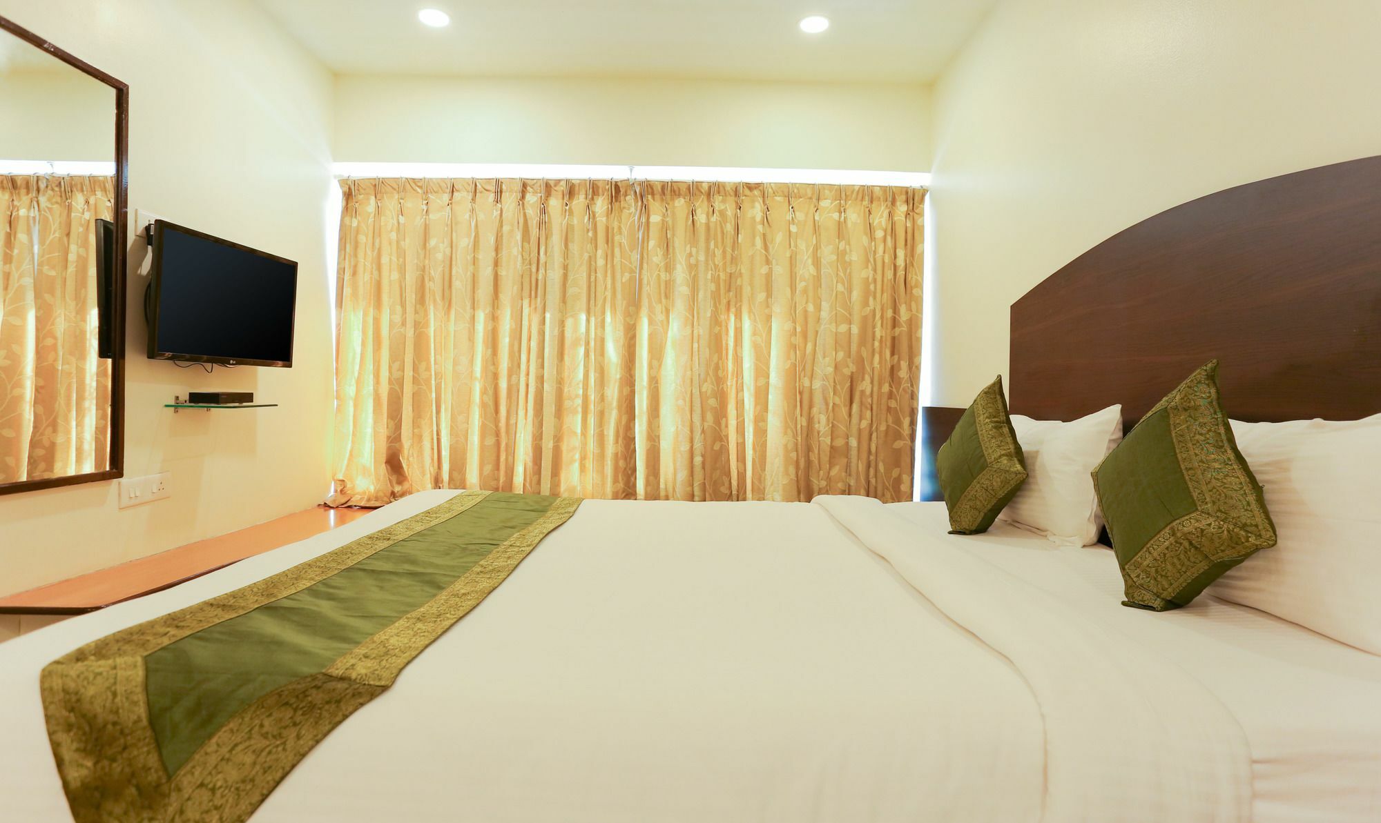 Itsy Hotels Hill View Ex プネ エクステリア 写真